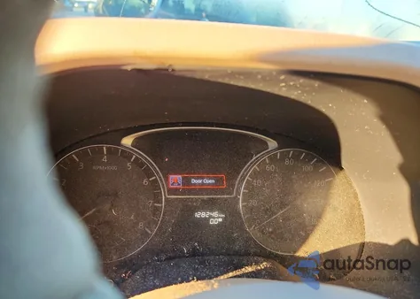 2014 Nissan Pathfinder S z USA, uszkodzony, nr VIN 5N1AR2MN3EC668534